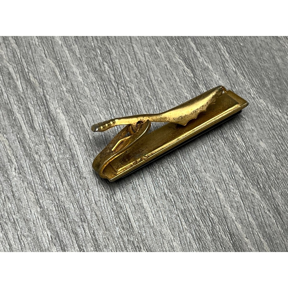 Vtg Gold Tone Tie Clip Washington DC Reverse Carved Glass Mens Jewelry - Picture 7 of 10